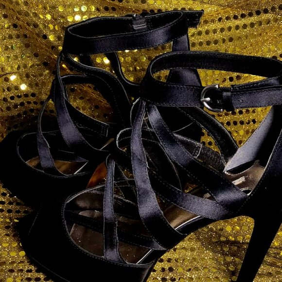 Keyes by Leon Max - Picture 7 of 11